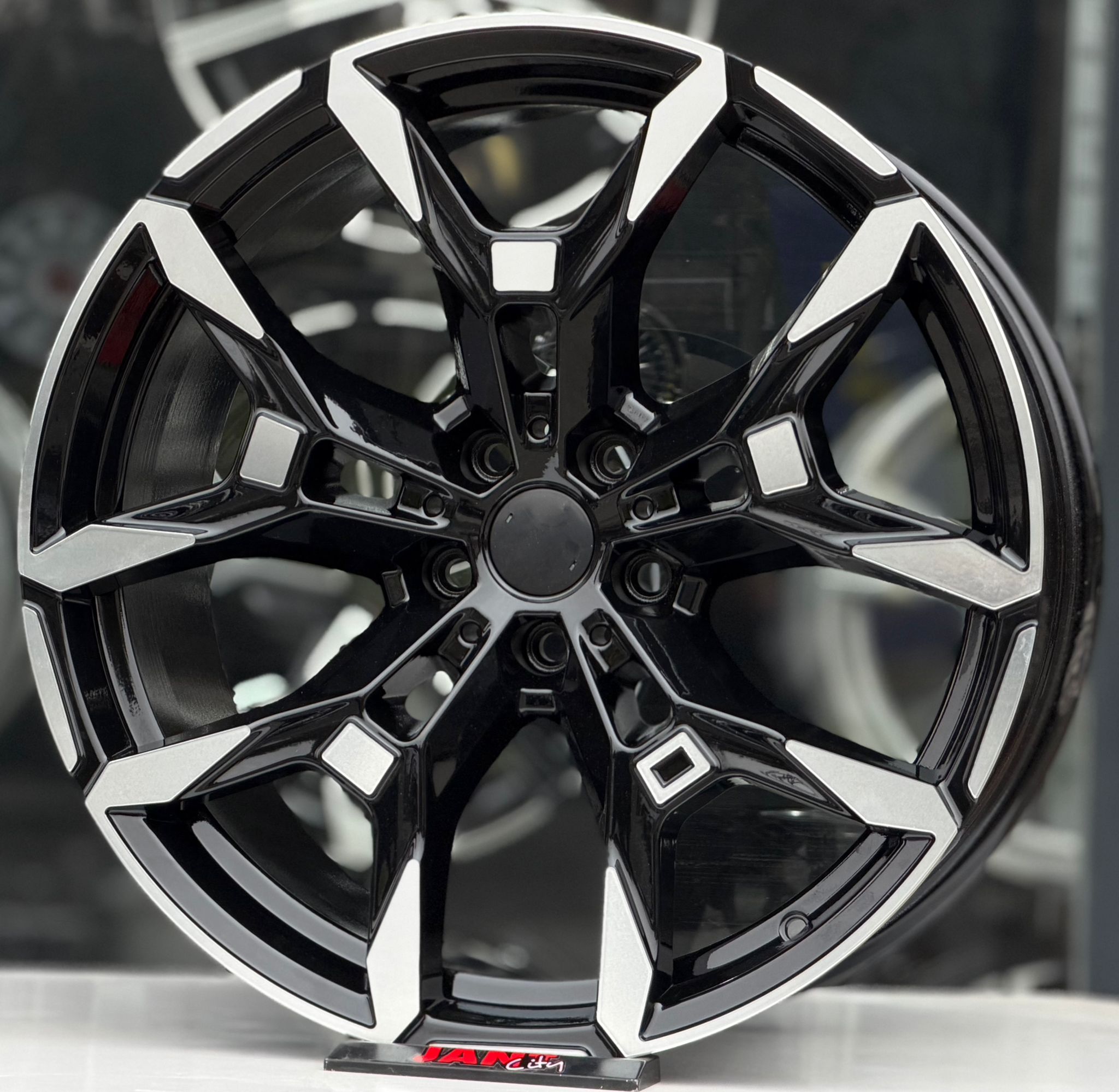 20′ 5X112 BMW G30 SHADOW JANT MODELİ küçük resim 3