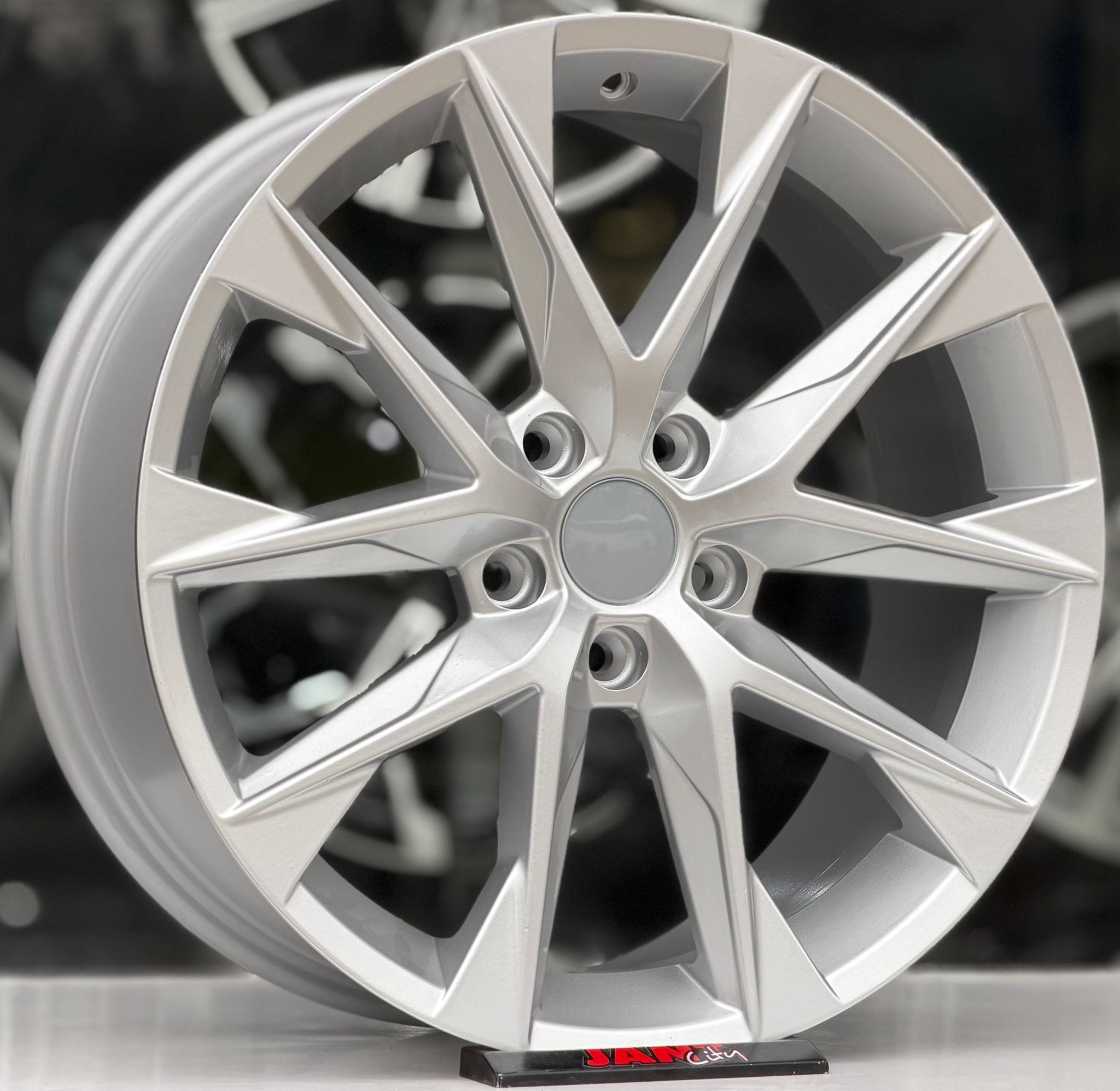 18′ 5X112 AKREP JANT MODELİ küçük resim 2