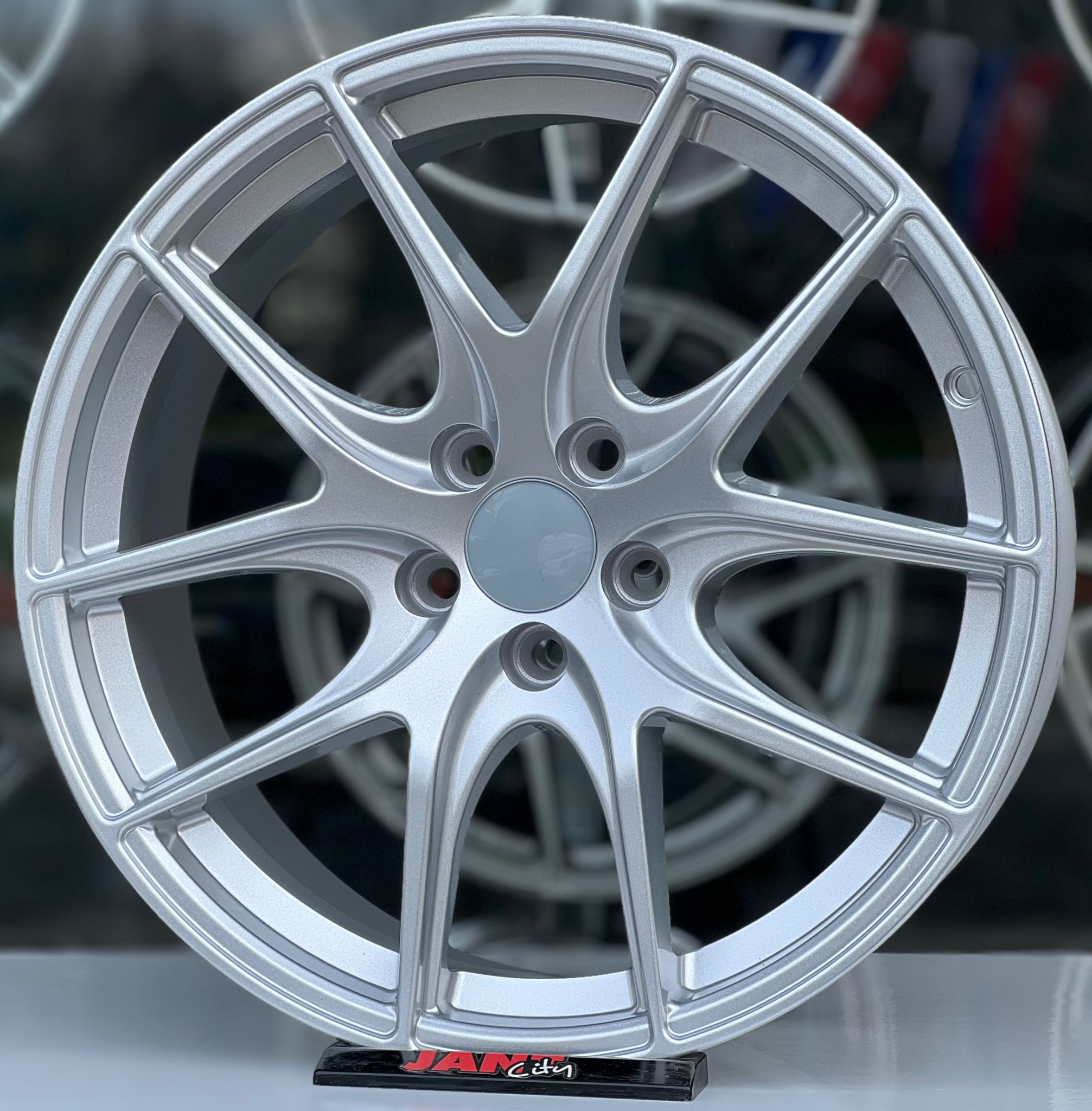 Hre 17′ 5×105 HRE PERFORMANCE JANT MODELİ küçük resim 3