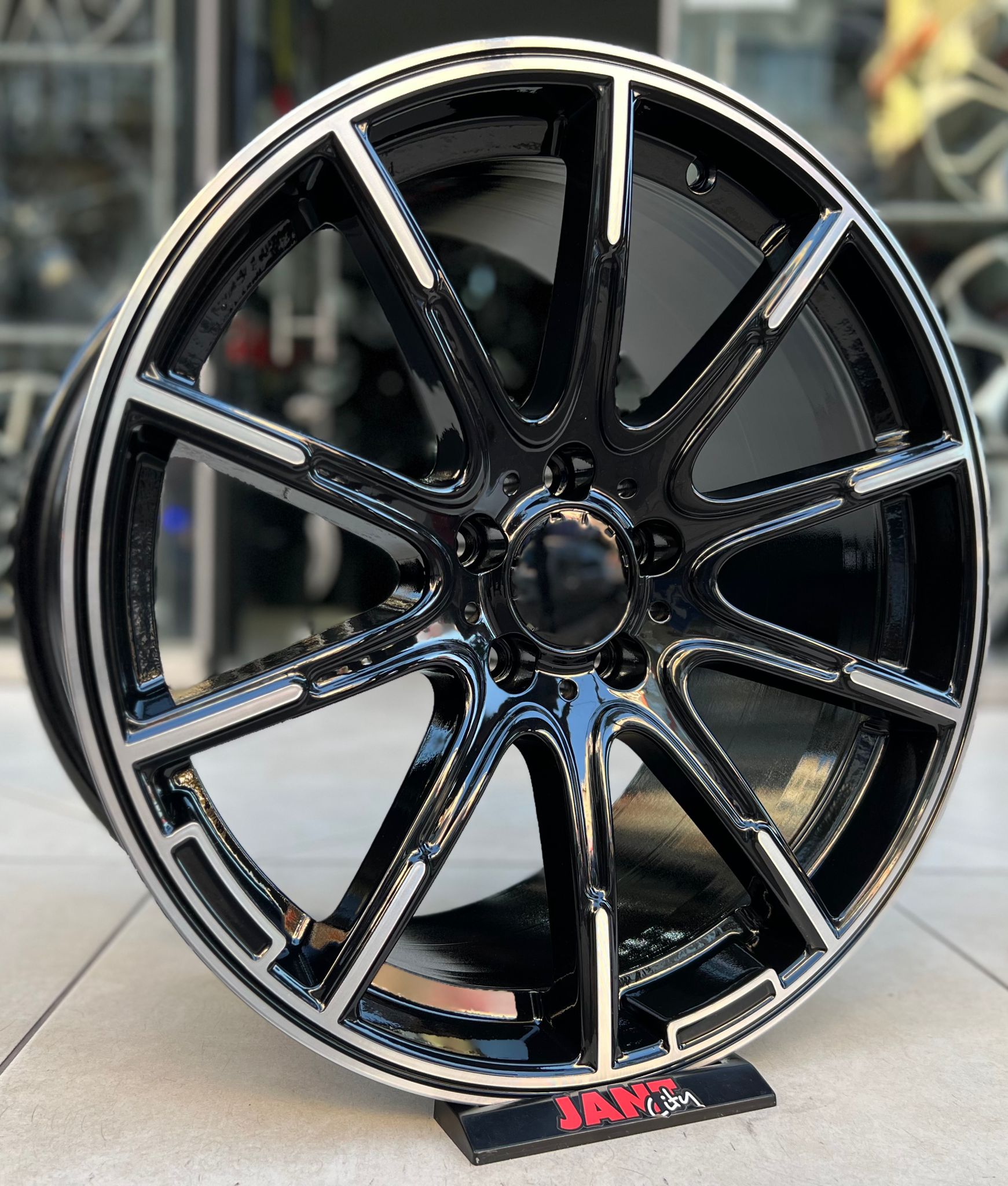 19′ 5X112 BRABUS JANT MODELİ küçük resim 2