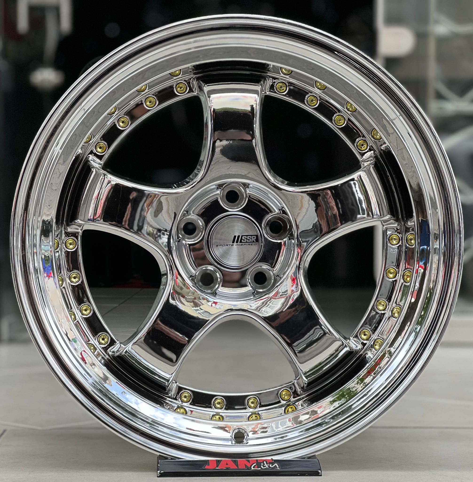 72 18′ 5×100 SSR KROM JANT MODELİ - Görsel 1