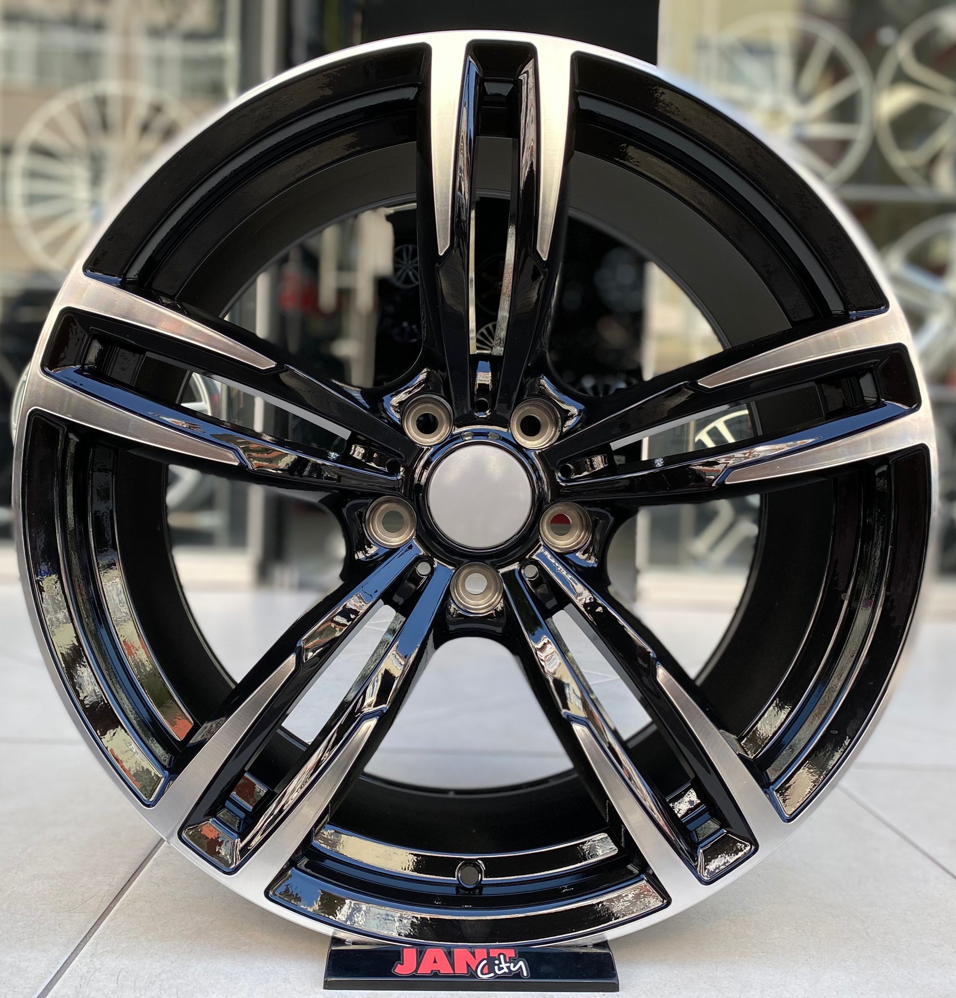 159 17′ 5X120 BMW TRANSPORTER CARAVELLE JANT MODELİ - Görsel 1